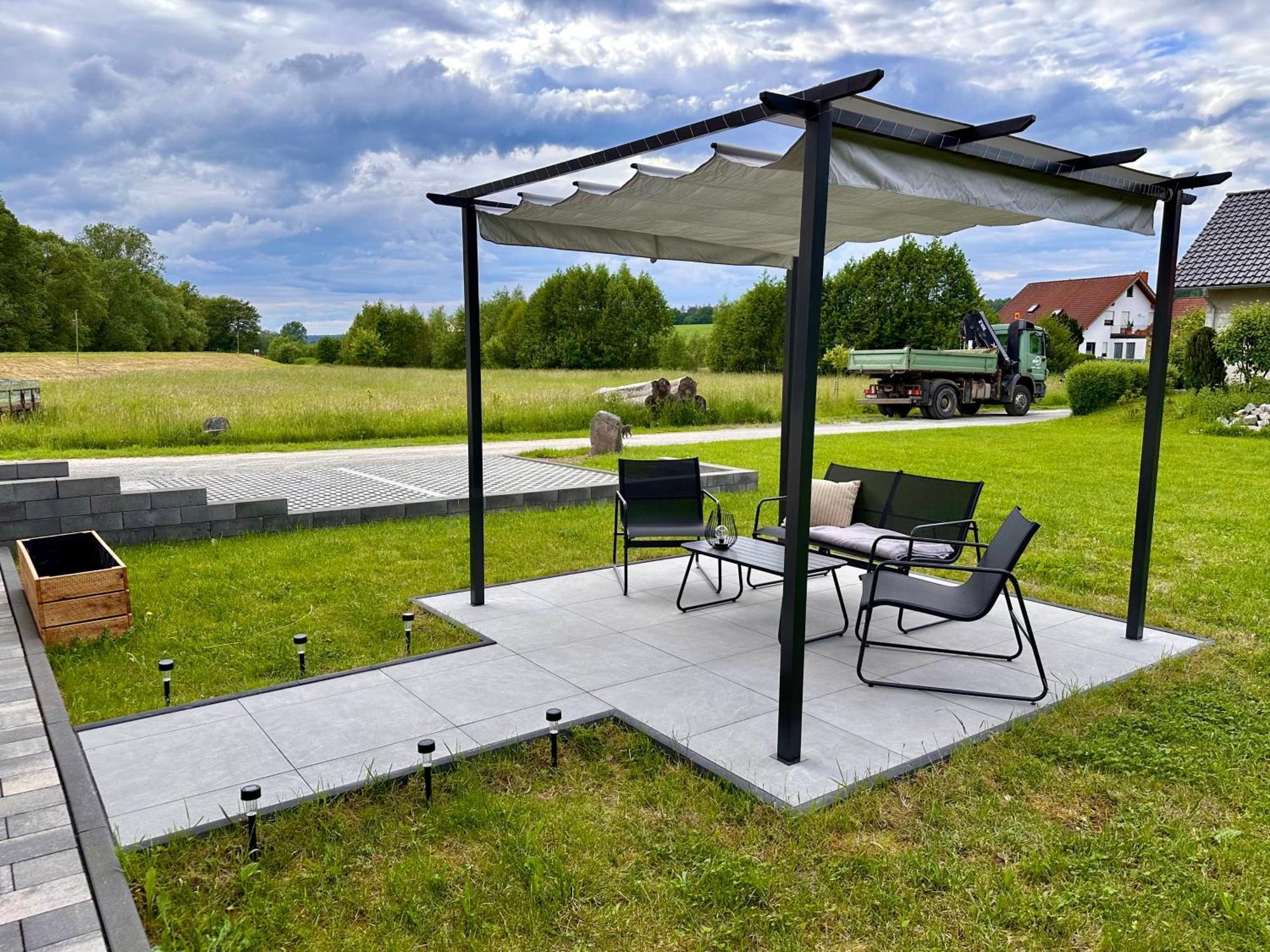 Ferienwohnung Storchennest Eisfeld Ngoại thất bức ảnh