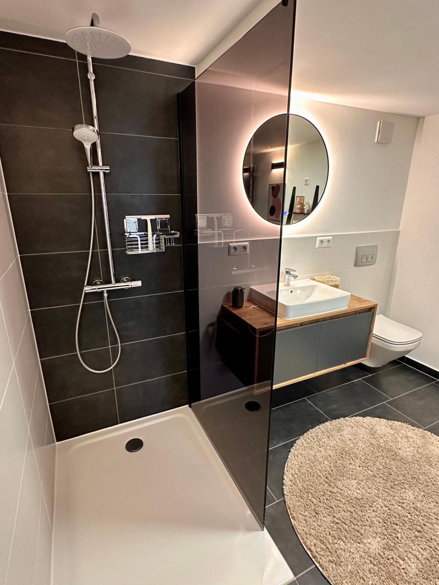 Ferienwohnung Storchennest Eisfeld Ngoại thất bức ảnh
